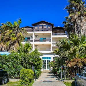 Hotel Venezia Golem (Tirana)